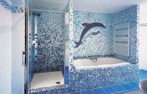 Мозаика на стенах ванной
